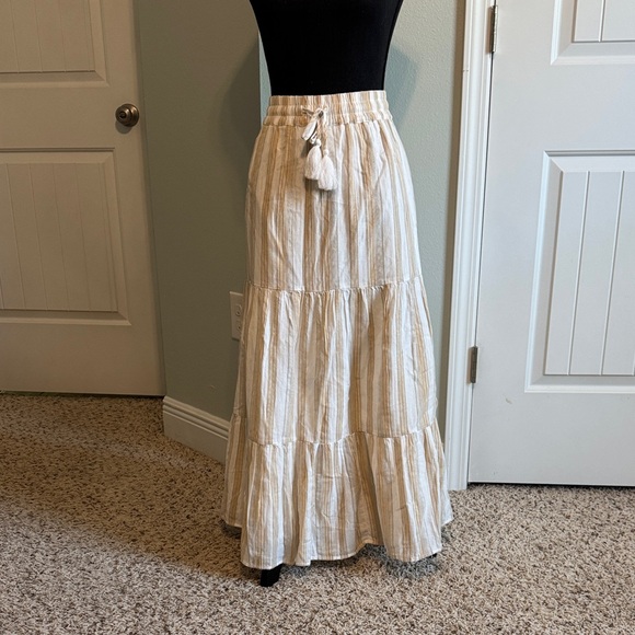 New Directions Beige Striped Maxi Skirt - Picture 1 of 8